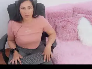 Chaturbate Adult Video Chat of luna_lgomez