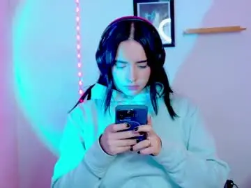 Chaturbate Nude Webcam of emily_lindey_