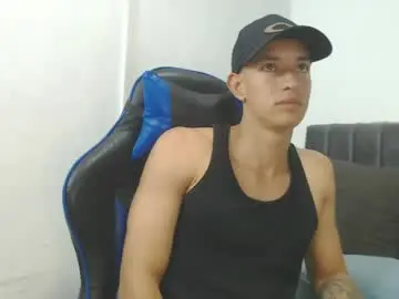 Chaturbate Free Porn Cam of jake_shadow14