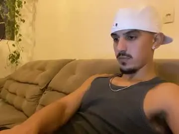 Chaturbate Free Porn Cam of aelucius