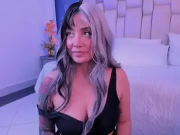 Chaturbate Live Sex Cam of tyla_demon