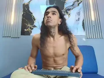 Chaturbate Sex Cam of james_smithh2