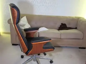 Chaturbate Live Sex Cam of maxkaiden