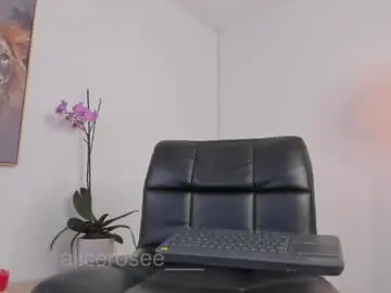 Chaturbate Adult Webcam of alicerosee___