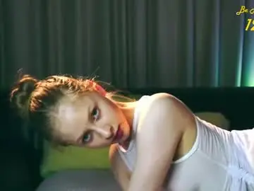 Chaturbate Adult Video Chat of mia_vebes