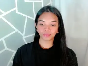 Chaturbate Live Sex Cam of selena_fuckdoll
