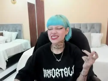 Chaturbate Live Sex Cam of bela_craxkerr