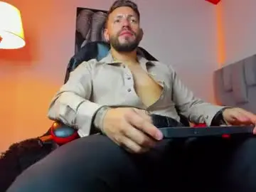 Chaturbate Free Live Porn of dimitri_master