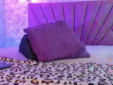 Chaturbate Sex Cam of lana_queen13