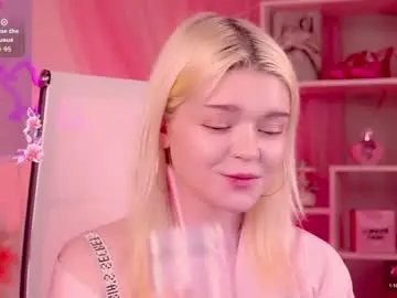 Chaturbate Sex Chat of adelecartier