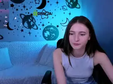 Chaturbate Nude Webcam of flora_ri