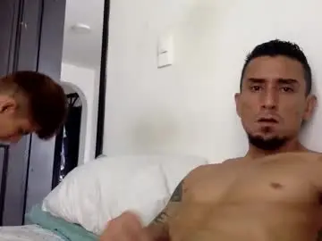 Chaturbate Live Sex Cam of guytav30