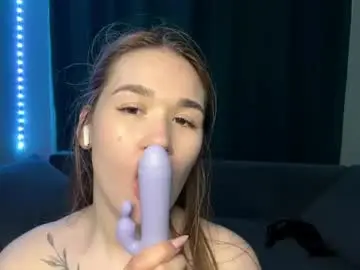 Chaturbate Best live sex cam show of lessiemccoyle