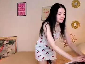 Chaturbate Adult Webcams of emmasmall