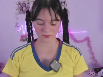 Chaturbate Nude Webcam of coralinexxx07