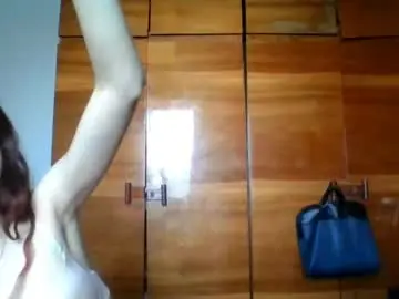 Chaturbate Live Sex Cam of kenamckenzie