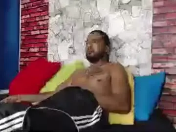 Chaturbate Live Sex Cam of blade_foxx