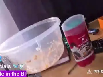 Chaturbate Free Live Porn of hardselfsucker1