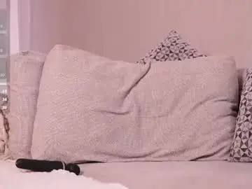 Chaturbate Best live sex cam show of shelleyborom