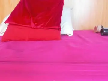 Chaturbate Live Sex Cam of sara_collinnss
