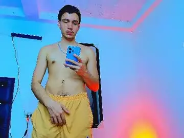 Chaturbate Best live sex cam show of marcus_hanks1