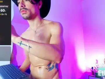 Chaturbate Sex Cam of ethan_briggs