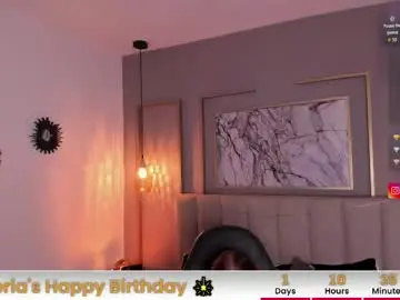 Chaturbate Live Sex of vikypetiteee