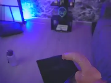 Chaturbate Sex Cam of darkly_waxx