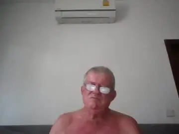 Chaturbate Live Sex Cam of darwincock