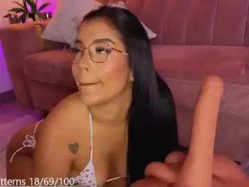 Chaturbate Adult Video Chat of victoriaregia1