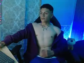 Chaturbate Watch Live Sex Cams of brac_tay
