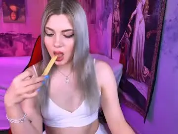 Chaturbate Adult Video Chat of hyileyclark