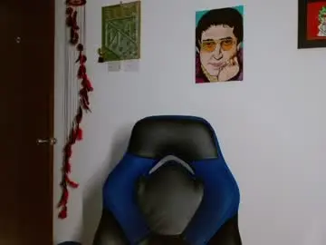 Chaturbate Live Porn of alejo_hot23