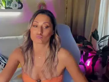 Chaturbate Free Live Porn of sarahholly