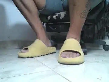 Chaturbate Adult Video Chat of srfindomfeet_