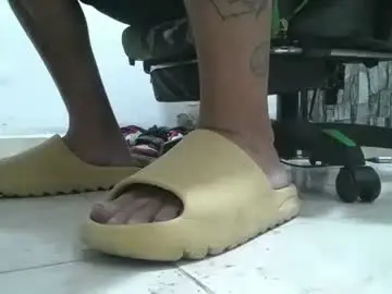 Chaturbate Best Webcam of srfindomfeet_