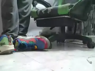 Chaturbate Adult Webcam of srfindomfeet_