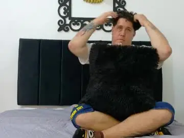 Chaturbate Nude Webcam of pinkqueen23