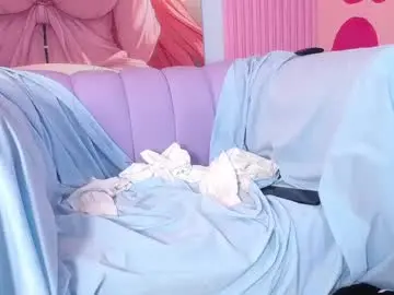 Chaturbate Live Porn of holly_watson_