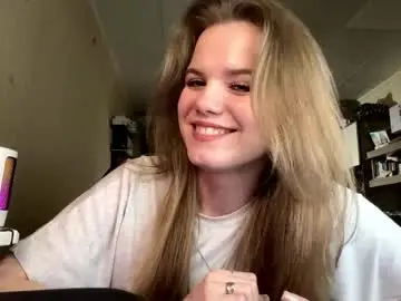 Chaturbate Live Sex Cam of phyliciabudney