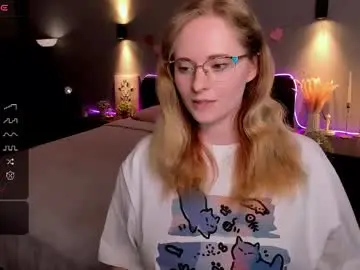 Chaturbate Adult Video Chat of sheslinki