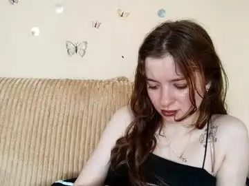 Chaturbate Live Sex Cam of daniellevaulet