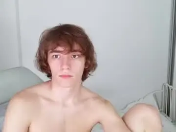 Chaturbate Live Sex Cam of leon_heart666