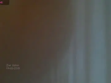 Chaturbate Live Sex Cam of zoe__baker