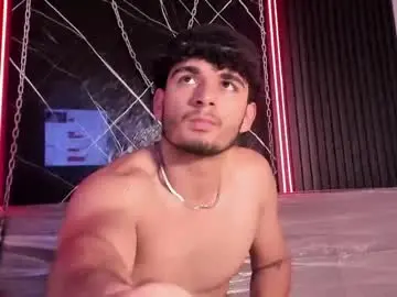 Chaturbate Live Sex Cam of lucasthomson_