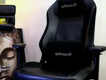 Chaturbate Best live sex cam show of enzo_steel