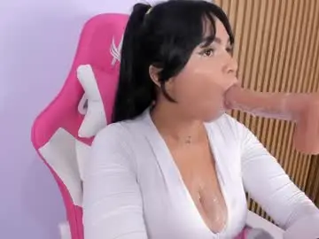 Chaturbate Sex Cam of mia_novoa_2