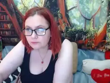 Chaturbate Watch Live Sex Cams of dyannelovee