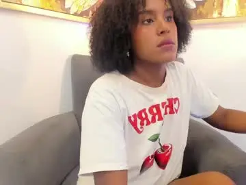 Chaturbate Live Sex Cam of aisha_curl