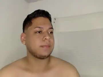 Chaturbate Live Sex of akon_2